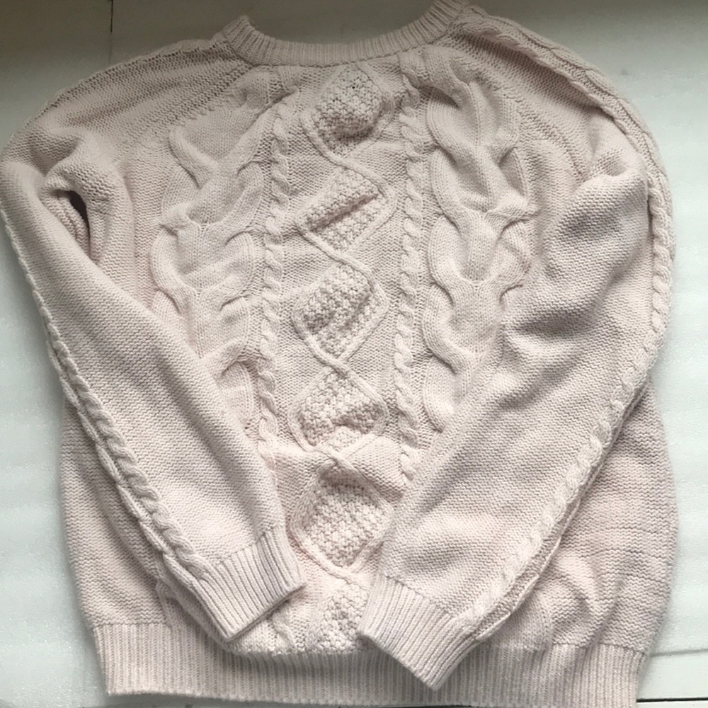 Cute pink sweater from forever 21